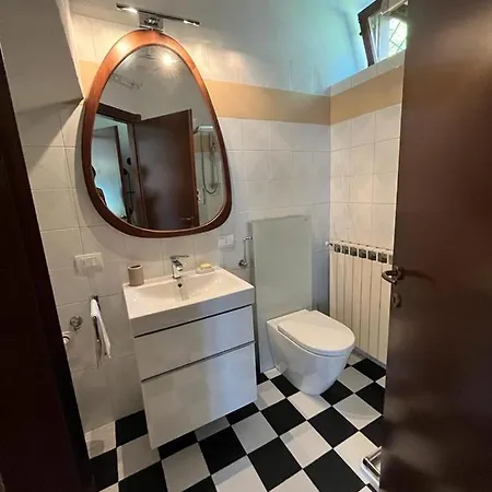 Orta Sulla Riva Del *